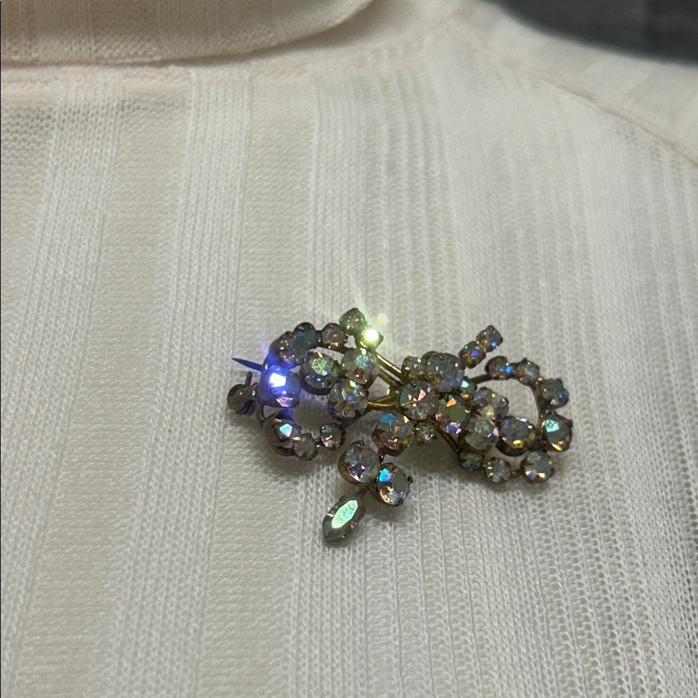 Vintage AB Pronged Rhinestone Bow Pin Brooch